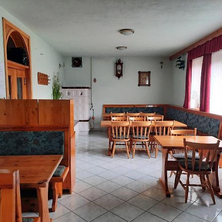 Villa Tourist Farm Lavrič à Vodice Extérieur photo